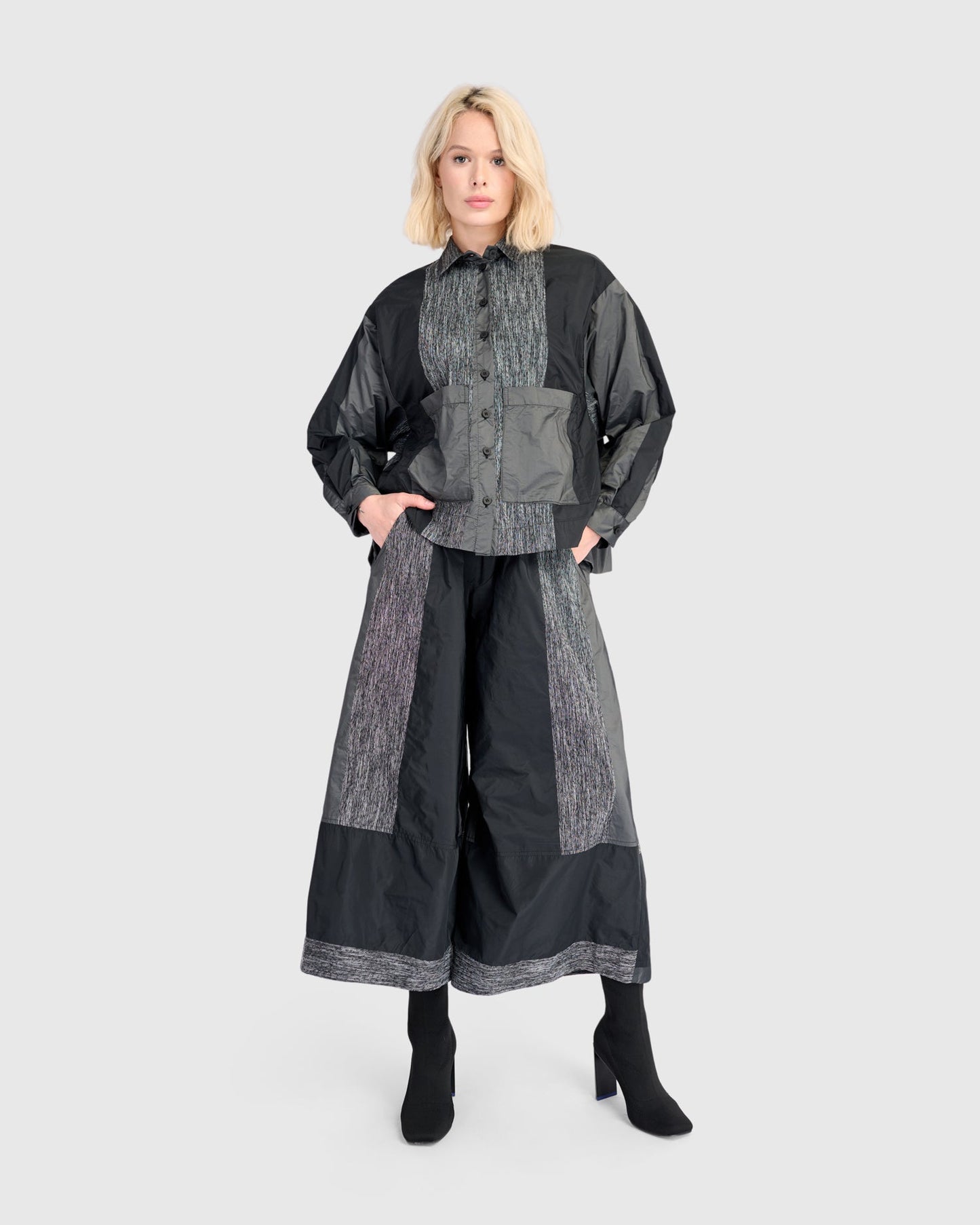 Gauntlet Boxy Shirt, Iron